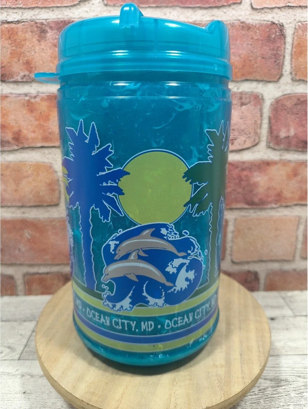 Vintage Whirley Teal Ocean City MD 32oz Travel Mug Surfing Palm Trees With Lid